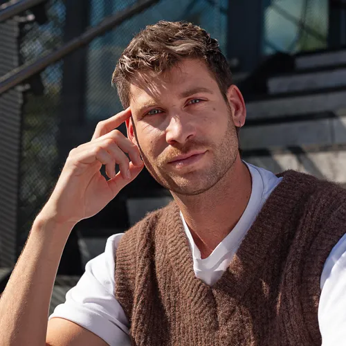 Julien Kooij: 'Misschien heb je ADHD, misschien ben je gewoon slachtoffer van de chaotische wereld'