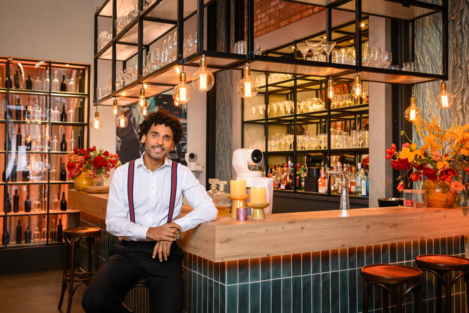 Afbeelding van Jeremy is de nieuwe barman van First Dates: 'Ik hoop een vertrouwd gezicht te worden'