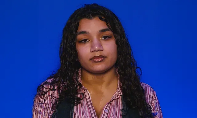 Afbeelding van Nisha (18) deed meerdere pogingen tot zelfdoding: ‘Het is mijn verhaal, maar het gaat niet alleen over mij’