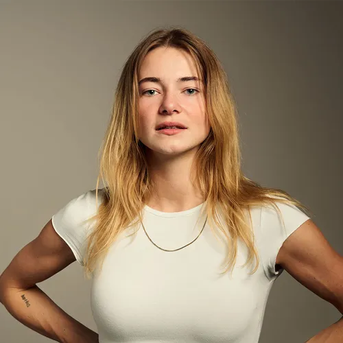 Kom binnen met Emma. Word lid!