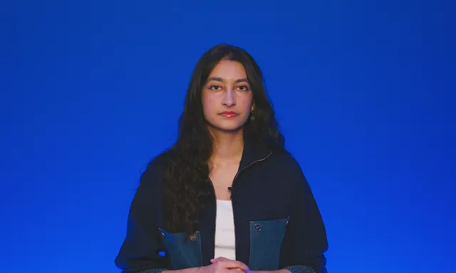 Afbeelding van Elvira (18) groeit op tussen twee culturen: ‘In Nederland ben je buitenlander, in het land van je ouders Nederlander’