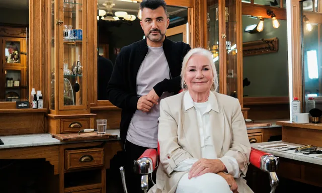 Afbeelding van Monique van de Ven: 'Op de foto van mij is Turks fruit geschreven'