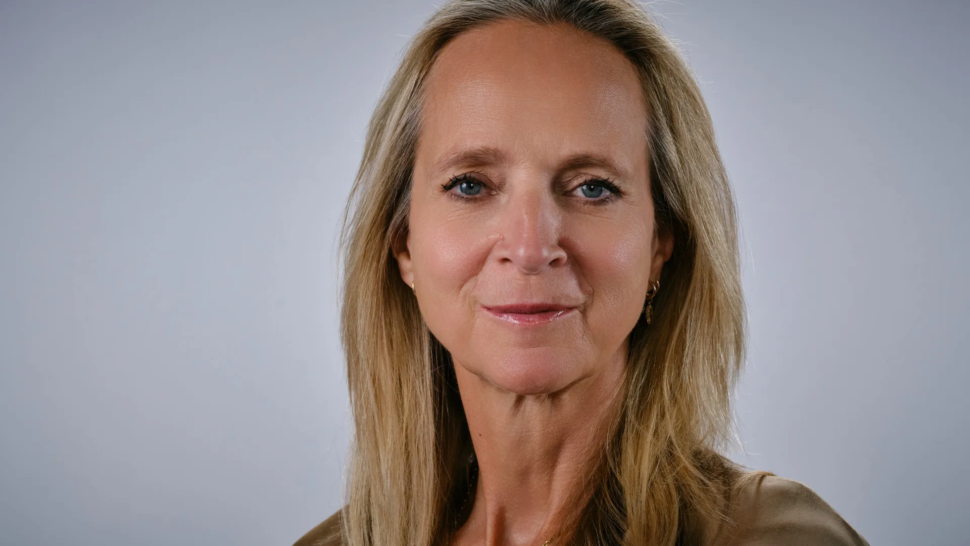 1920_bnnvara100jaar_floortjedessing_2326_copymdb25_2