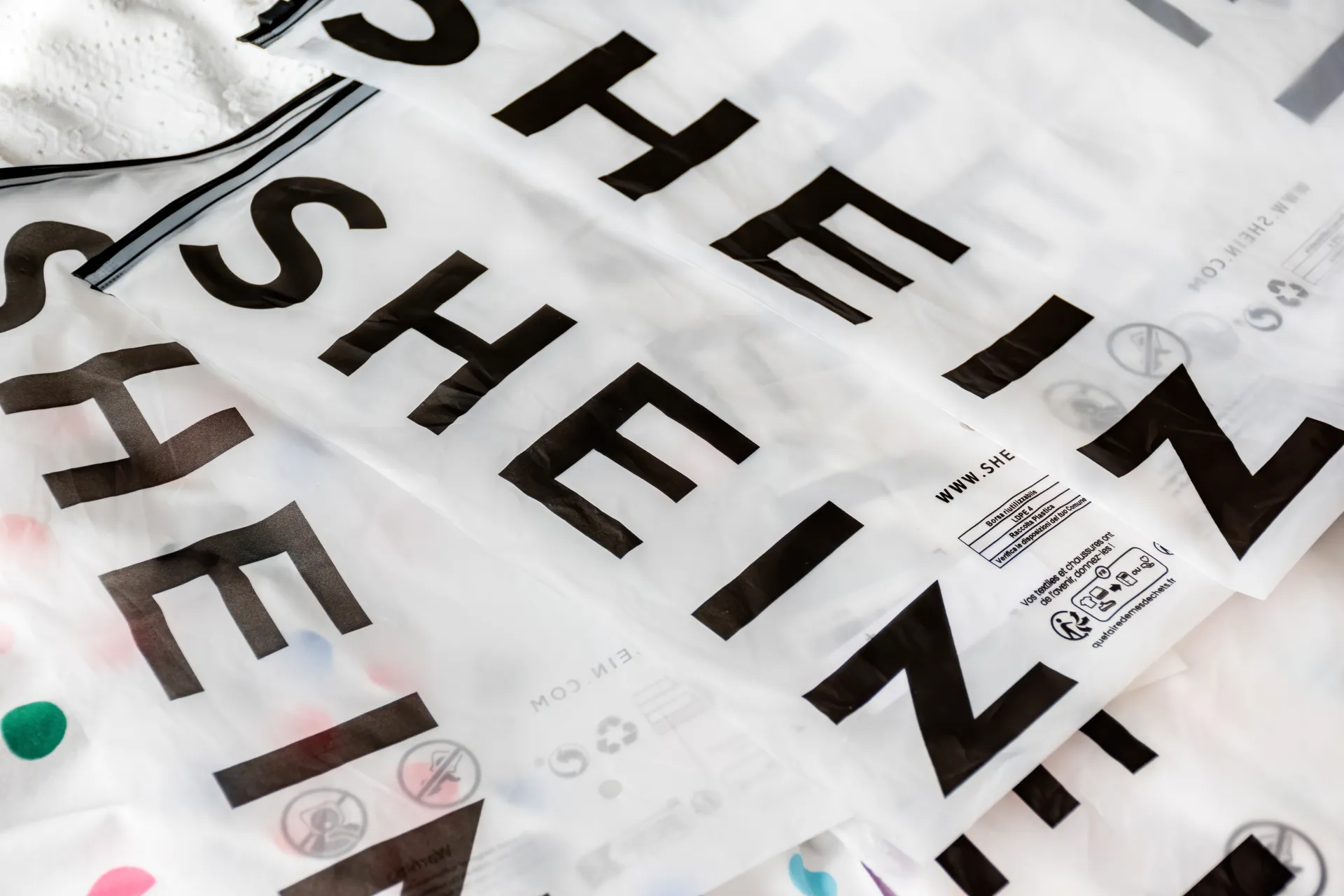 Afbeelding van Zo beïnvloedt fast fashion van Shein jouw kledingkast én het klimaat