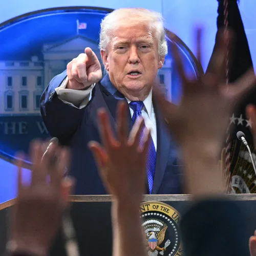 Wat is fascisme? En is Donald Trump een fascist?