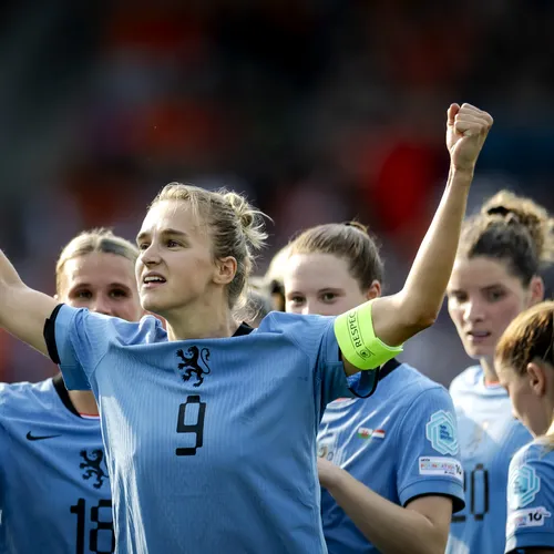 Afbeelding van Loonkloof in het voetbal: wat verdienen vrouwelijke profvoetballers?