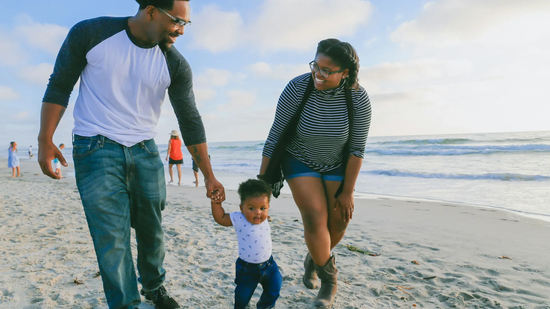 lawrence-crayton-Oj77q2yIjzI-unsplash