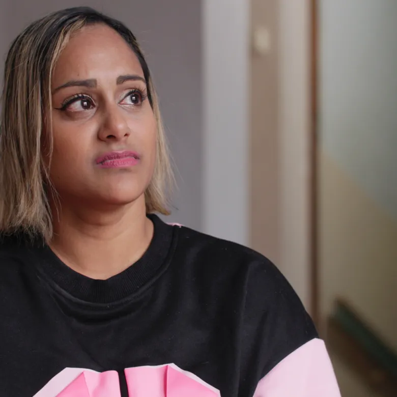 Afbeelding van Angel woont in een onbewoonbaar huis: ‘Het plafond stortte op mijn vierjarige dochter'