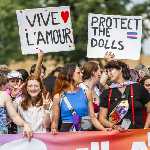 Waarom worden trans vrouwen zo vaak het doelwit van haat?