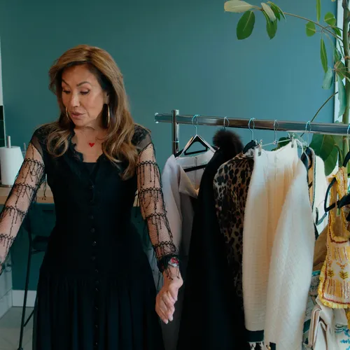 Afbeelding van Patty Brard: ‘Dat zie ik uit die periode wel vaker terug, dat ik denk: mijn hemel, ging ik zo uit op Ibiza?’