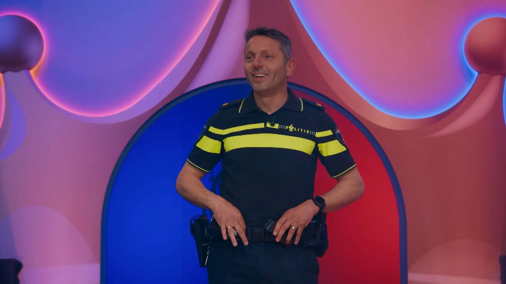Afbeelding van Agent Johan in Knockout Champs: 'Young Ellens? Of zoals wij hem noemen: Danny R.'