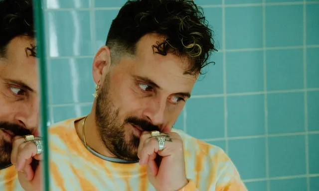 Afbeelding van Zwangere Guy openhartig over verslaving: 'Ik heb elke relatie op het spel gezet'