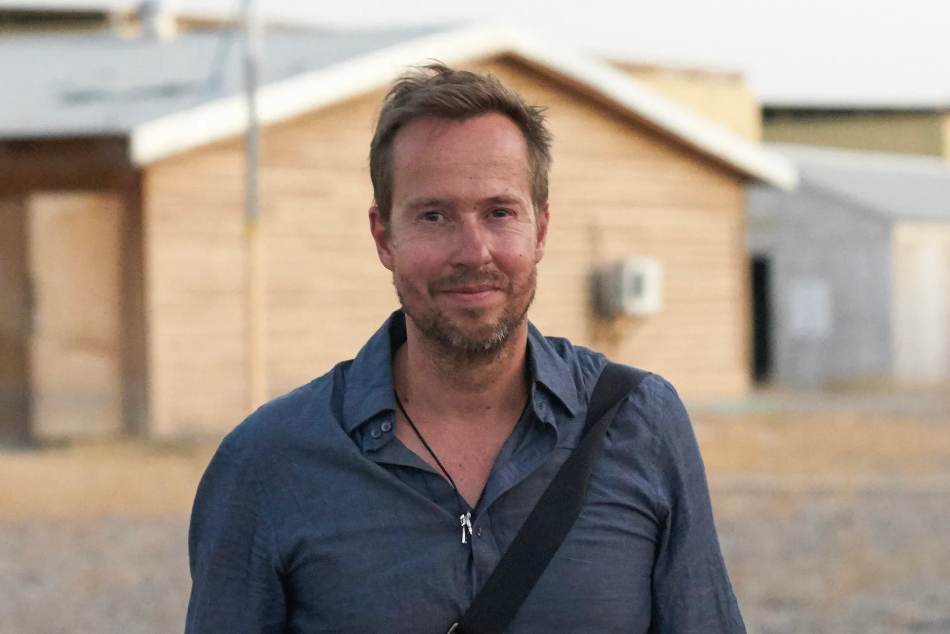 Afbeelding van Serieregisseur Thomas Blom over Opgroeien met tegenwind: ‘Armoede wordt vaak zichtbaar in kleine details’