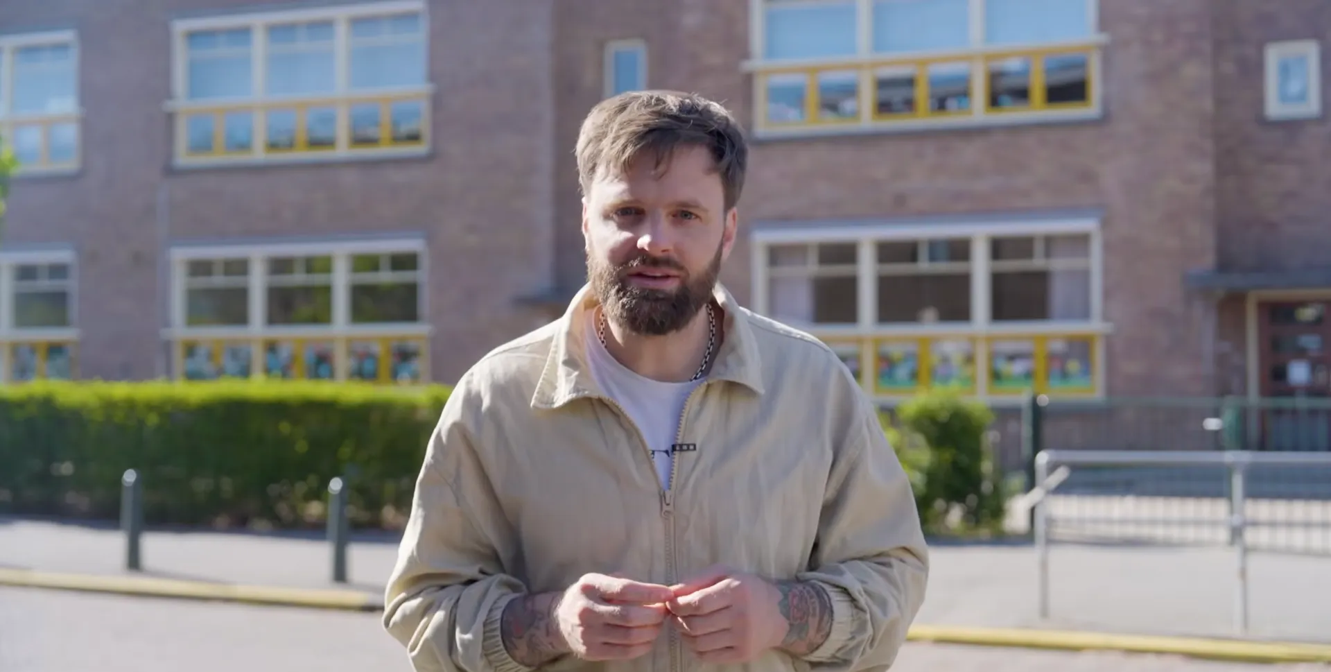 Afbeelding van BOOS: Van influencers tot overheid: kinderrechten schenden met ‘thuisonderwijs’