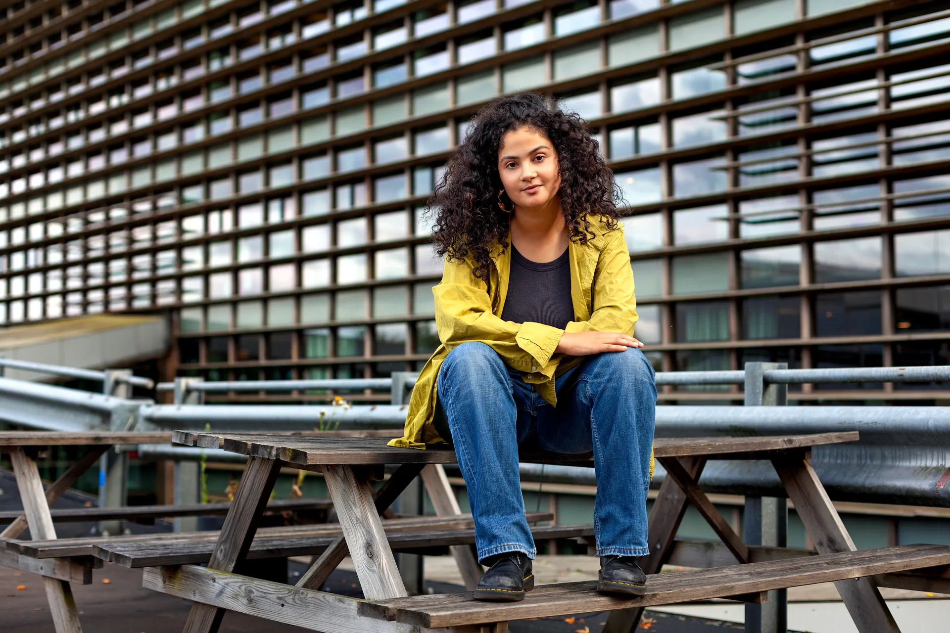 Afbeelding van Amal Maatoug: 'Ik weet dat jij overweegt om niet te gaan stemmen'