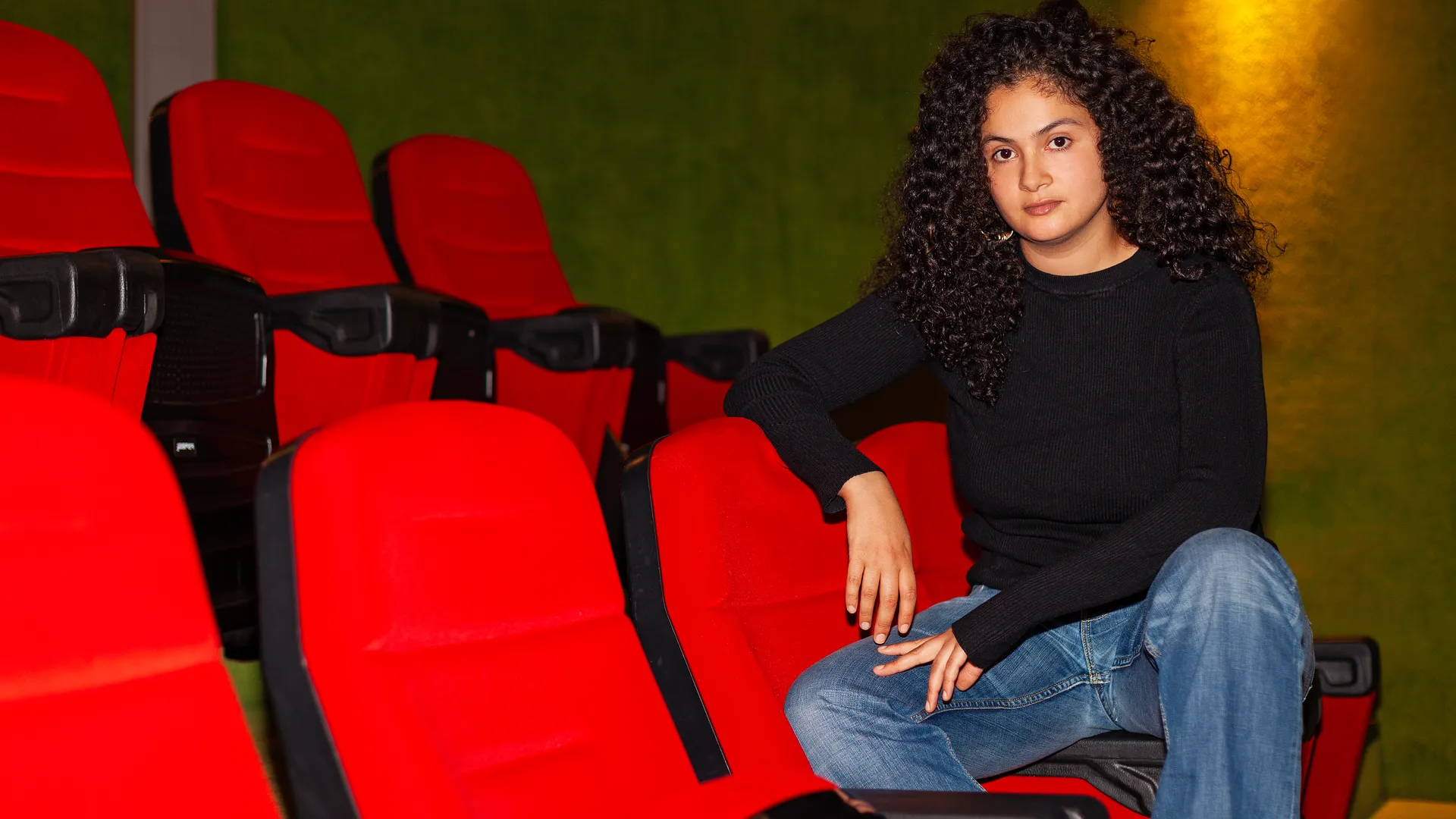 Amal Maatoug: 'Het analoge leven ziet er heerlijk uit op de socials'