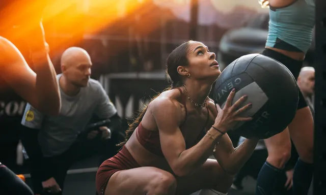 Afbeelding van Denise Anna (31) is fitfluencer, topsporter en militair: 'Als vrouw word je vaak onderschat