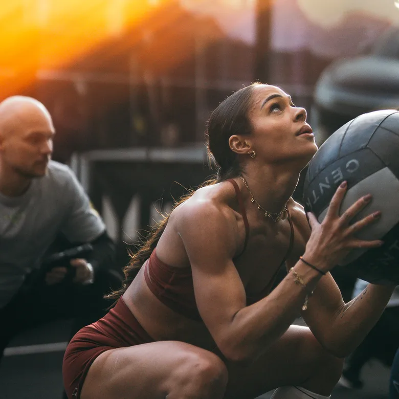 Afbeelding van Denise Anna (31) is fitfluencer, topsporter en militair: 'Als vrouw word je vaak onderschat