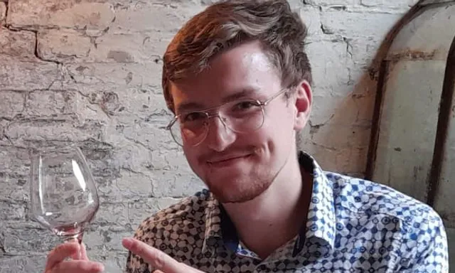 Afbeelding van Michael (22) overleed, na een afterparty, in de Groningse gracht: 'Hij was een sociale kameleon' | Van de Wereld