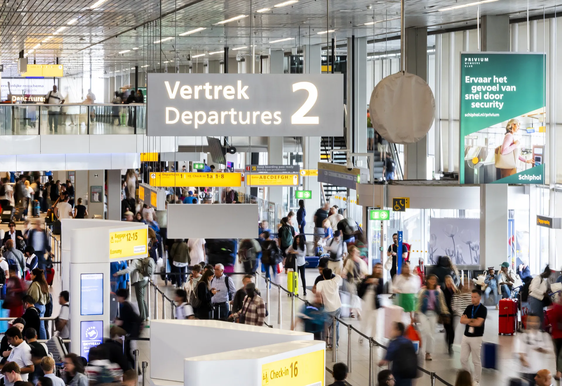 Afbeelding van Moet vliegen binnen Europa verboden worden?