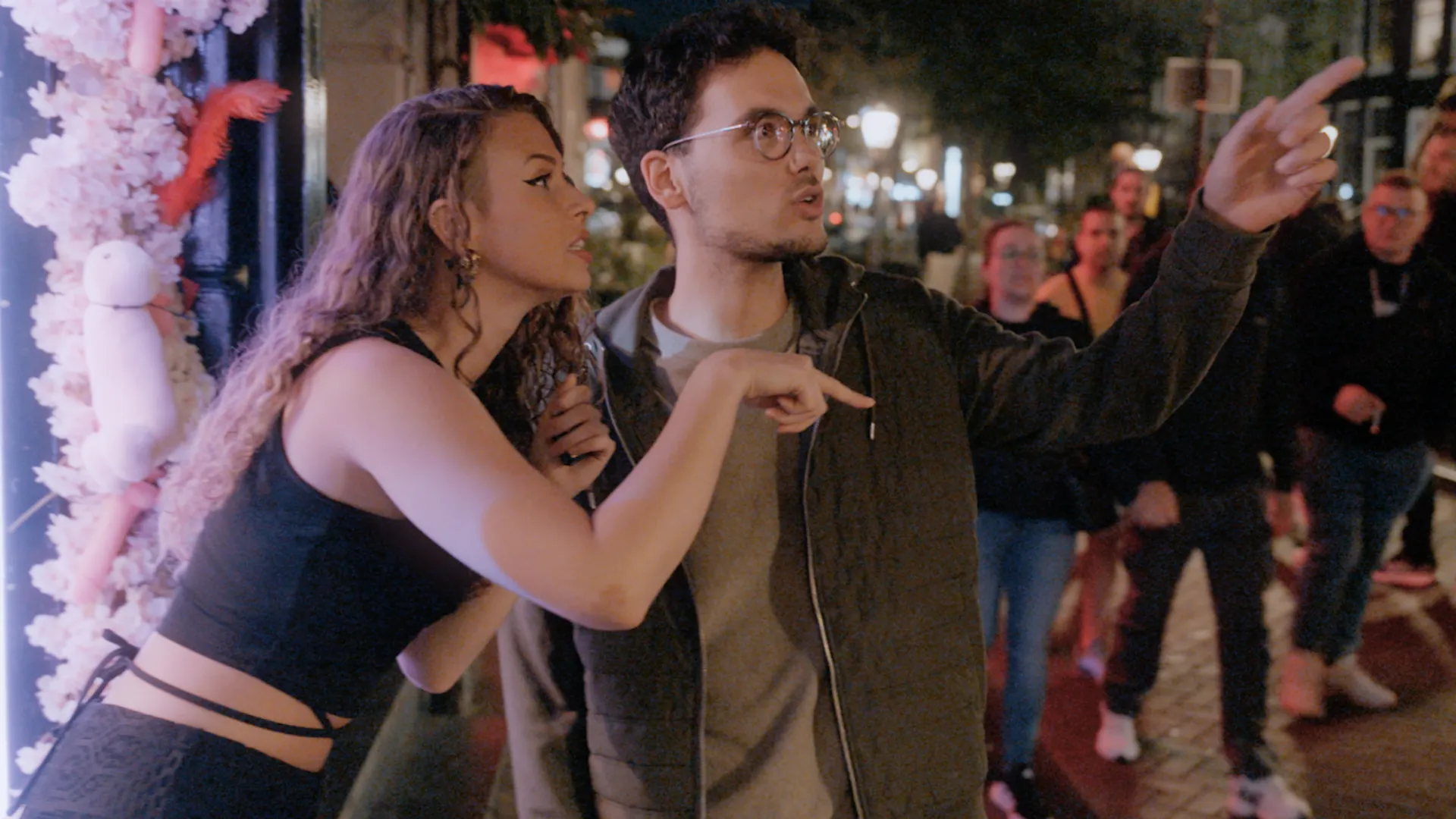 1920_stillboodwafl01_14