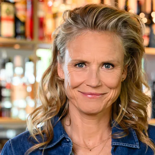 Kom binnen met Sophie Hilbrand. Word lid!