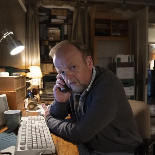 Mr Bates vs The Post Office: hoe een softwarefout een nationaal schandaal werd