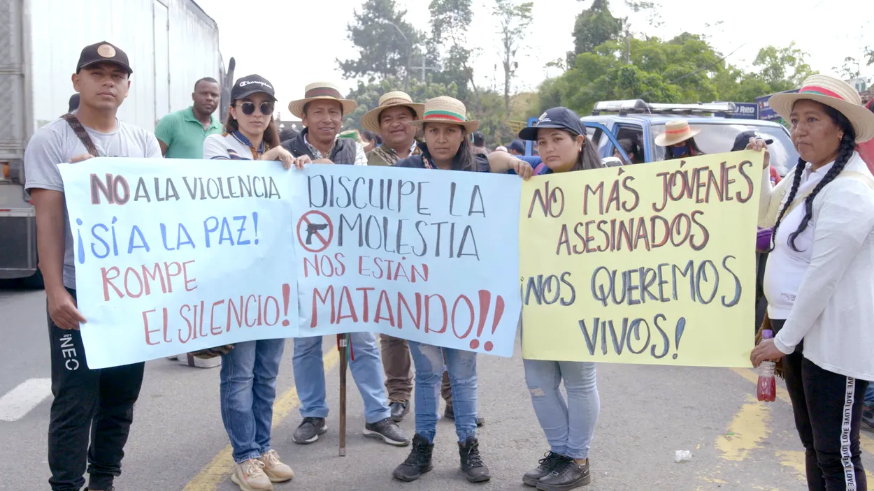 Colombia, Fight or Flight
