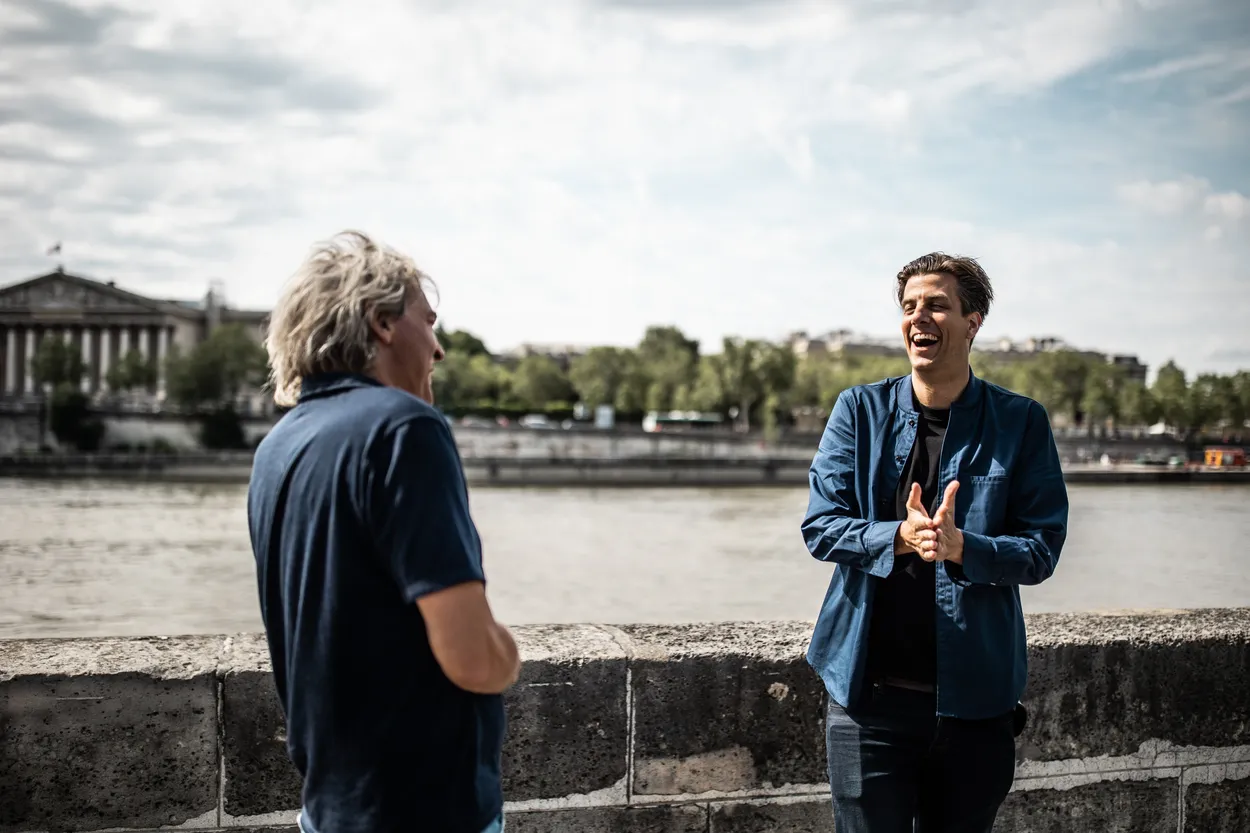 Voorpublicatie hoe kwam Rob Kemps in Parijs terecht? BNNVARA