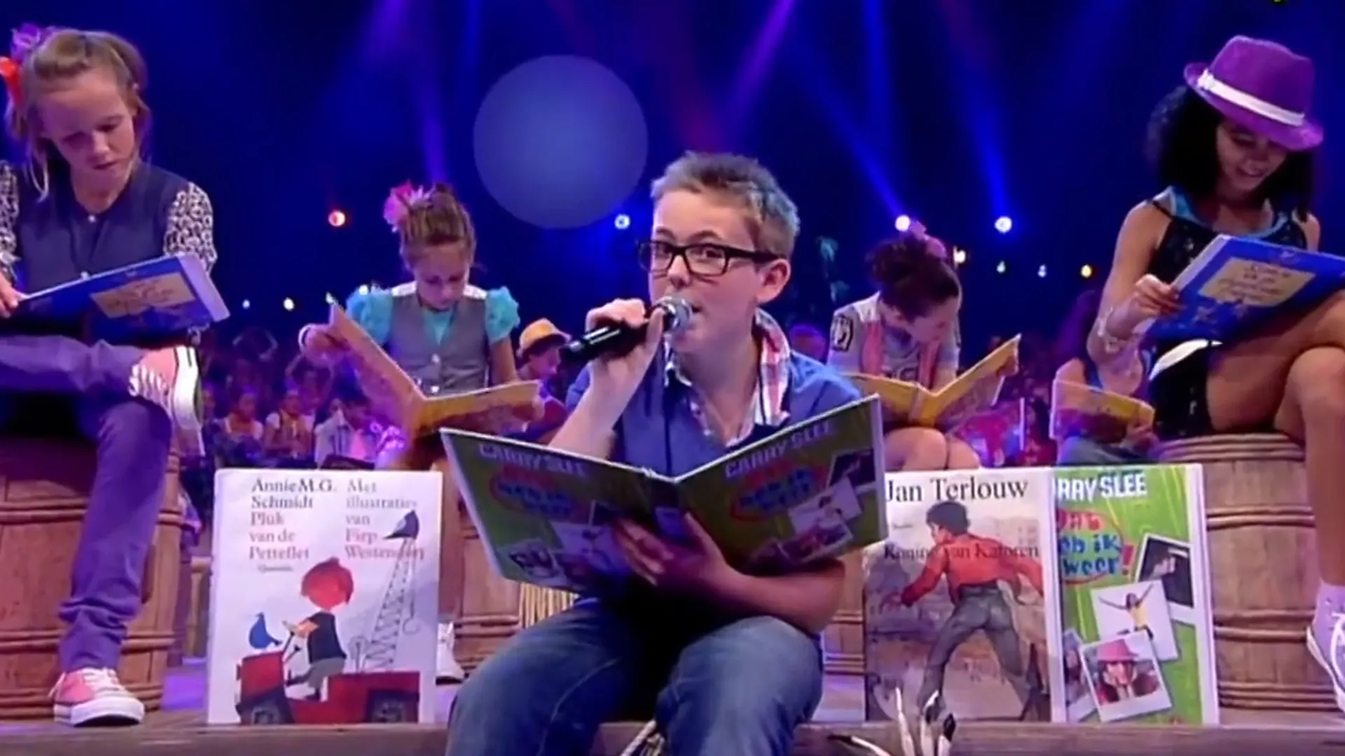 Kinderen voor Kinderen 32 - Boekenwurm.mp4.Still001