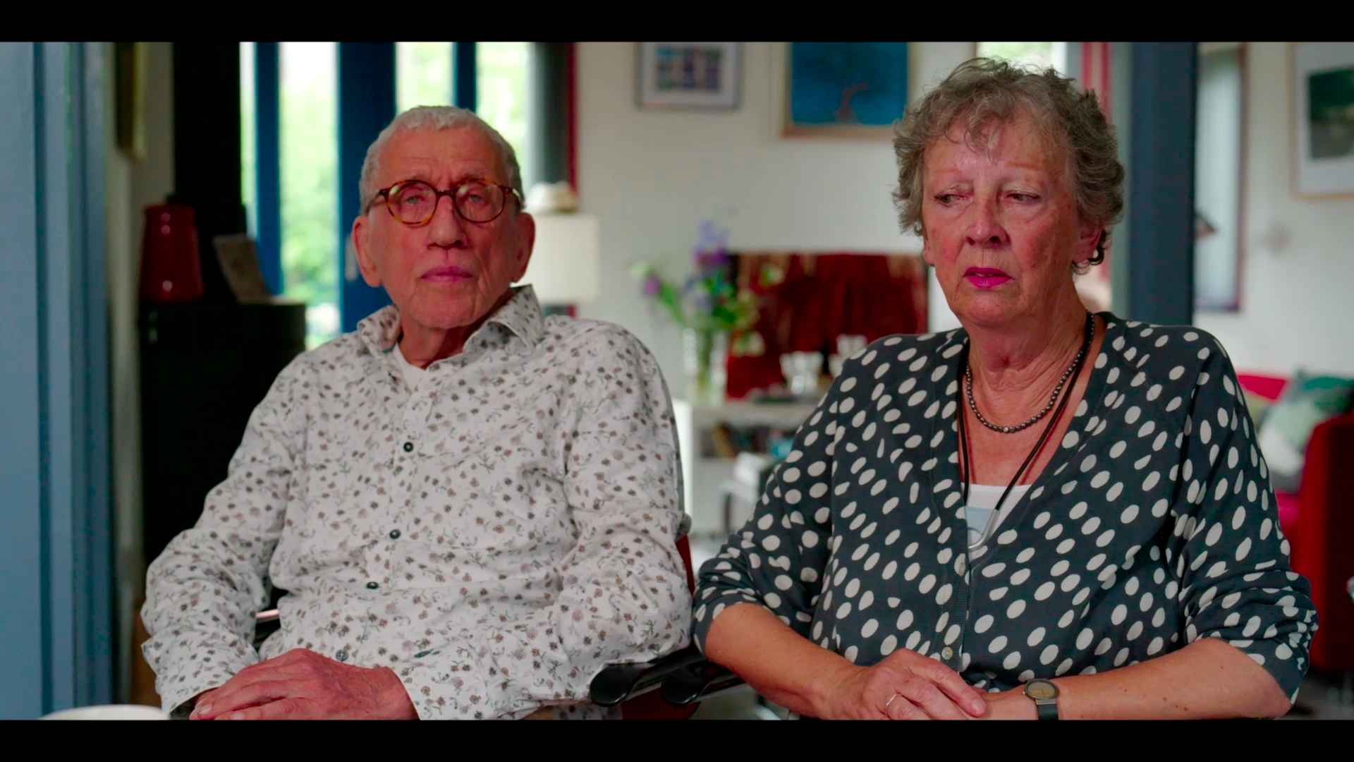 Denise (71) en Peter (81) hebben grote zorgen om hun 39-jarige (stief)zoon. Hij is verslaafd en heeft een persoonlijkheidsstoornis.