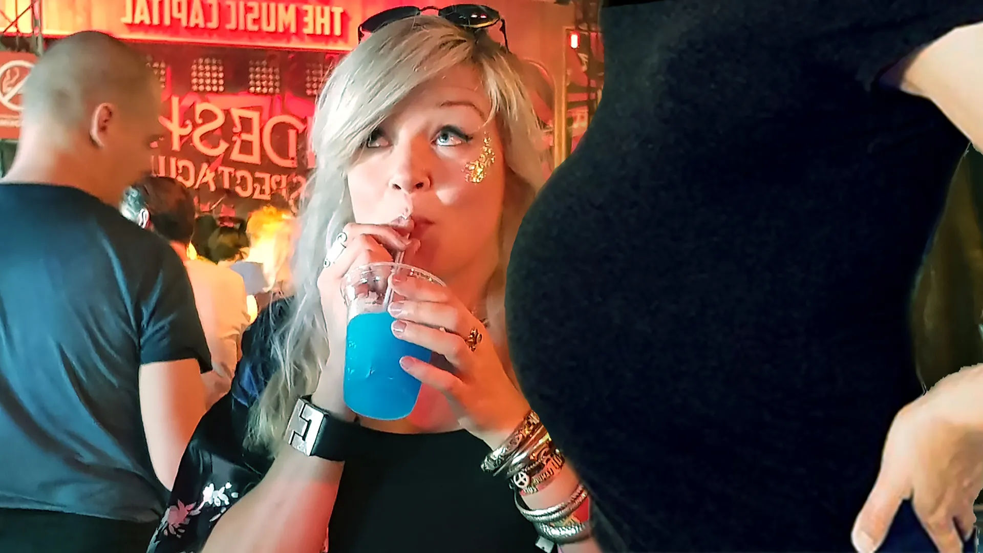 paaspop_header_belly