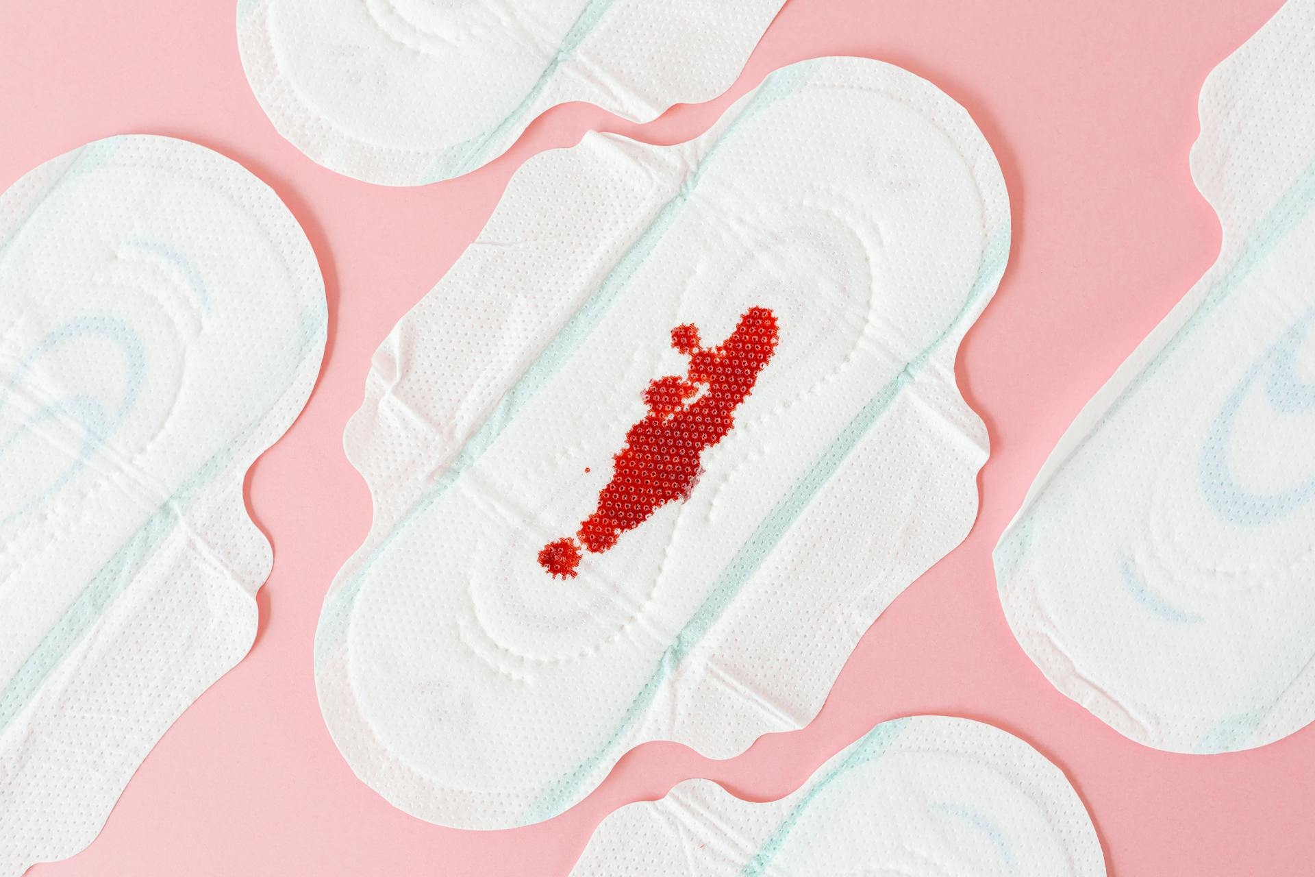 Afbeelding van Moet menstruatieverlof verplicht worden?