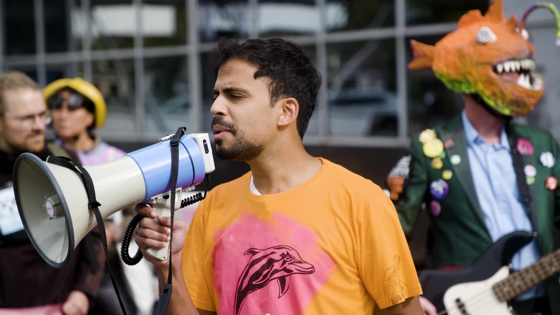 Afbeelding van Aaron (31) is klimaatactivist: ‘Ik vind het belangrijk het recht op demonstratie te gebruiken' | Voorvechters