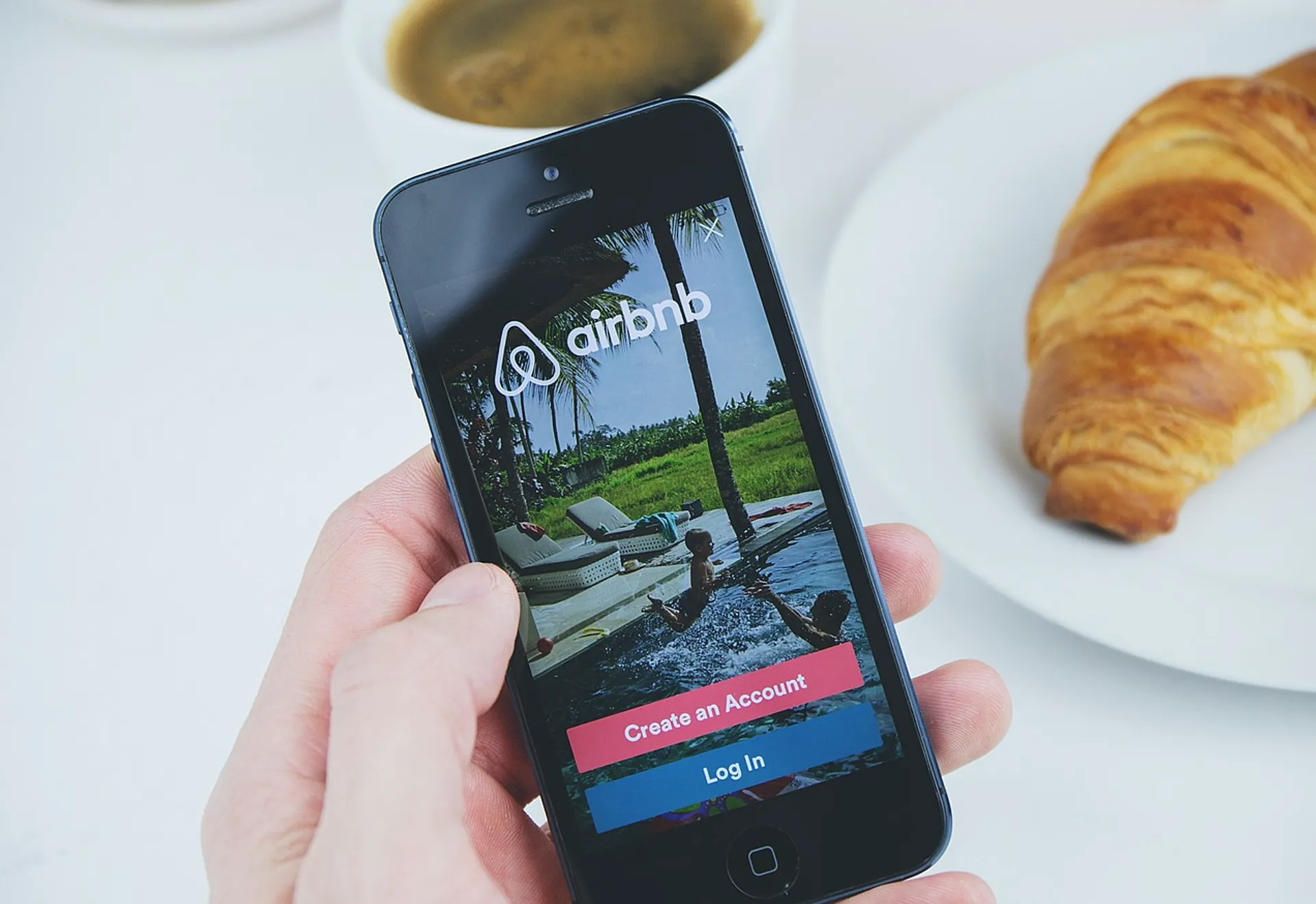 Afbeelding van Moeten we de absolute vrijheid op het web inperken?