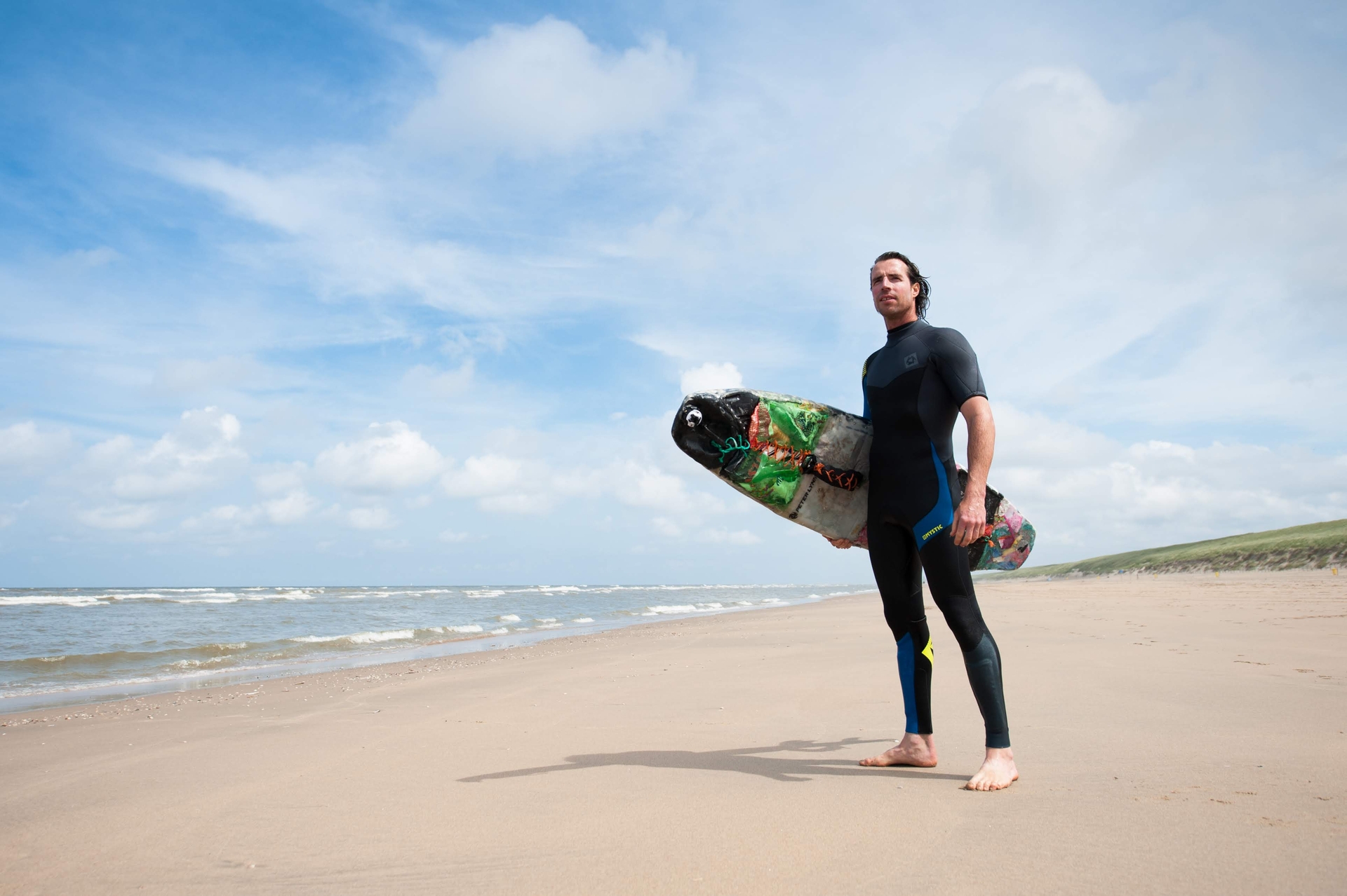 Afbeelding van Statiegeld op petflesjes. Hoe kreeg surfer Merijn Tinga dat voor elkaar?