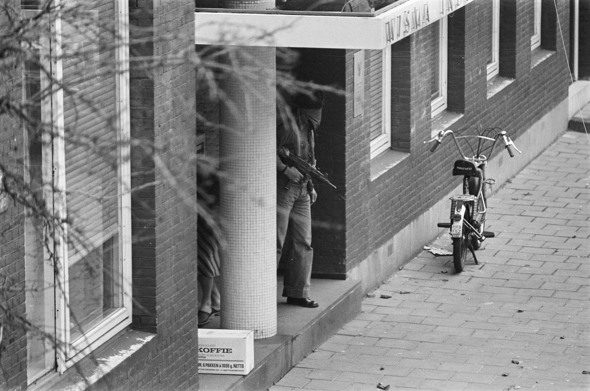 Bezetting en gijzeling van het Indonesisch consulaat in Amsterdam in 1975