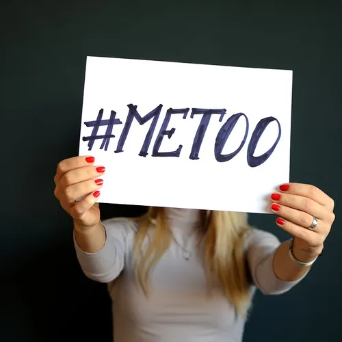 Verdienen #MeToo beschuldigde artiesten jouw support? | Podcast