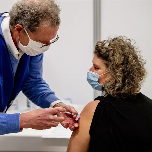 Hoe lossen we de wereldwijde vaccinatiekloof op?