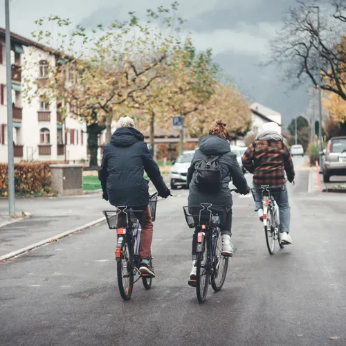 Waarom weigeren steeds meer mensen hulp van instanties?