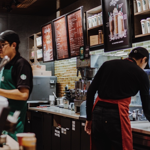 Eerste vakbond binnen Starbucks: hoopvol voor medewerkers van multinationals?