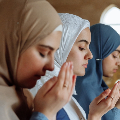 Hoe beleven Nederlandse jongeren Ramadan?