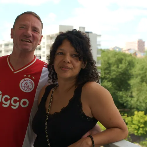 Patrick (51) zingt voor en over zijn Ajax: 'Op de huldiging zingen is altijd de droom'